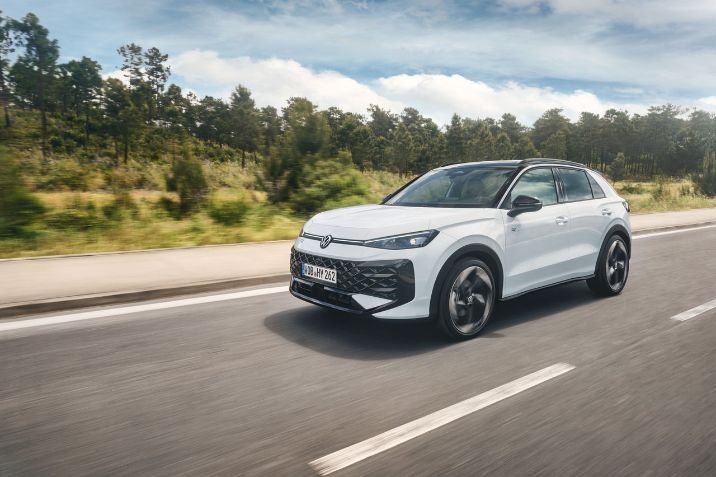Megérkezett az új Volkswagen T-Roc Perfect 1.5 eTSI DSG – Már rendelhető az Autó Szélesnél 9 490 000 Ft-tól!