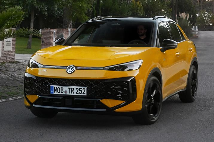 🚗✨ MEGÉRKEZETT! Itt az új Volkswagen T-Roc az Autó Szélesnél!